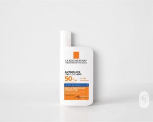 La Roche-Posay Anthelios UVMUNE 400 Ultra Invisible Fluid SPF 50+ on white background